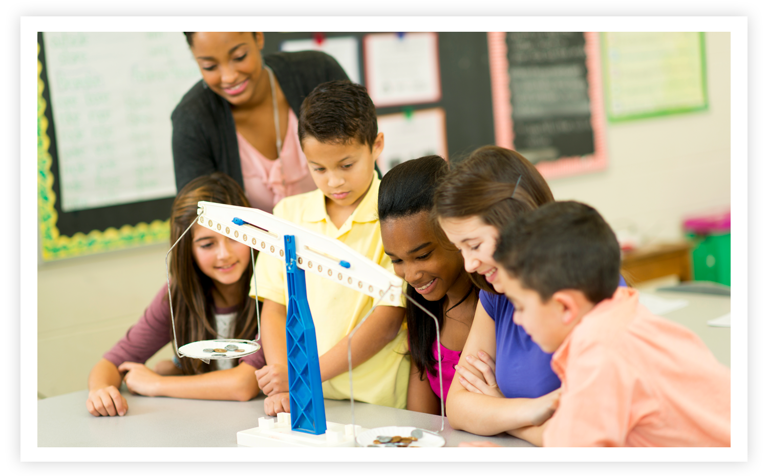 Image of middle school science class